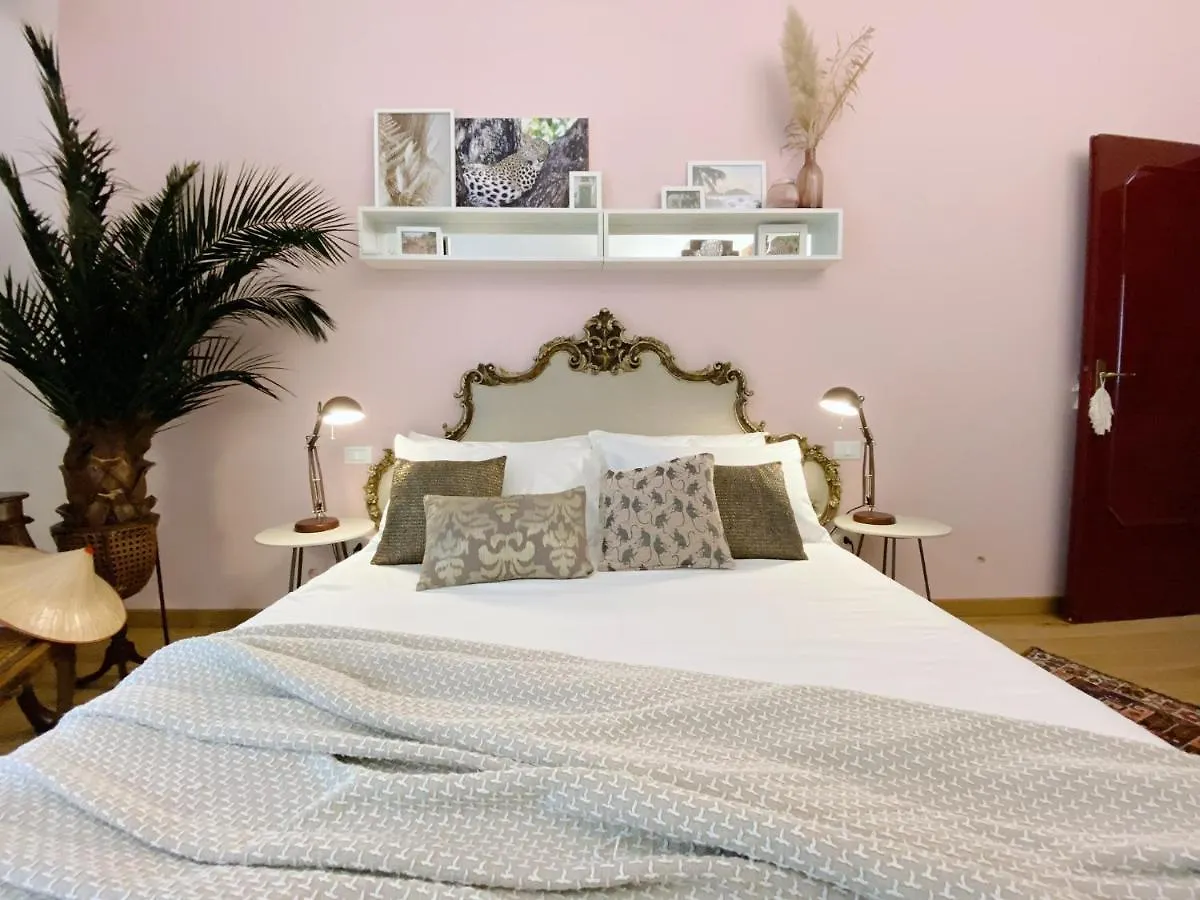Caravanilia Studio Apartment Ferrara Italy